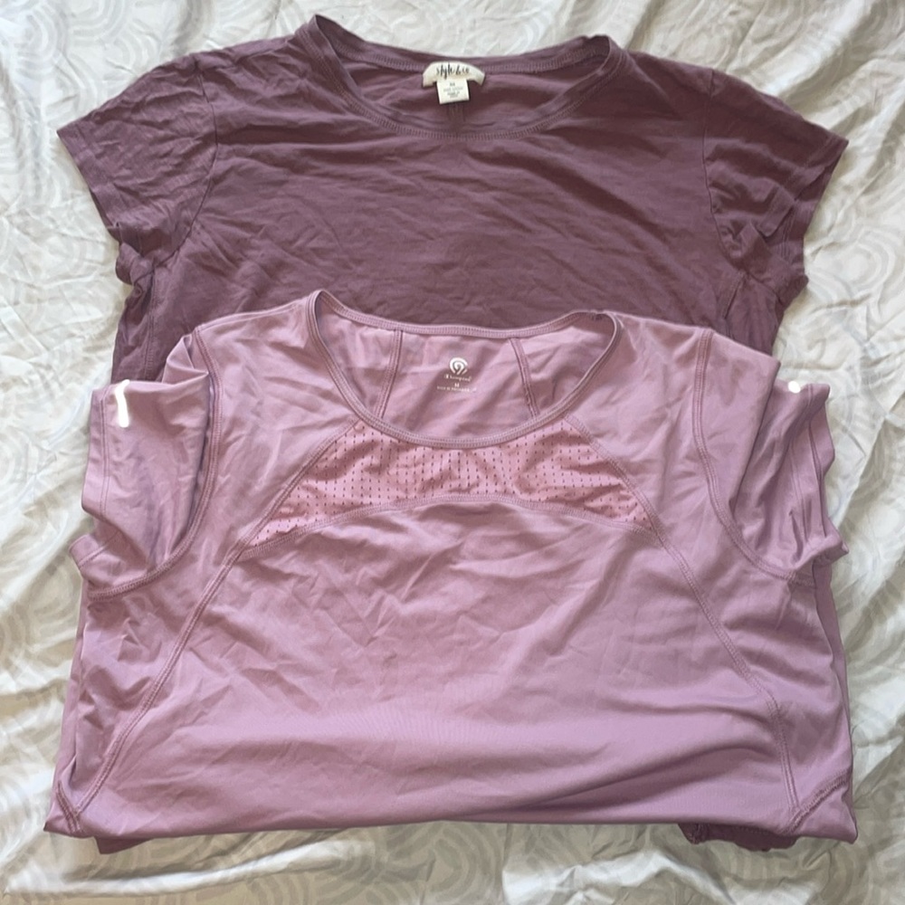 Set of 2 Pink Athletic Shirts - Size Medium
